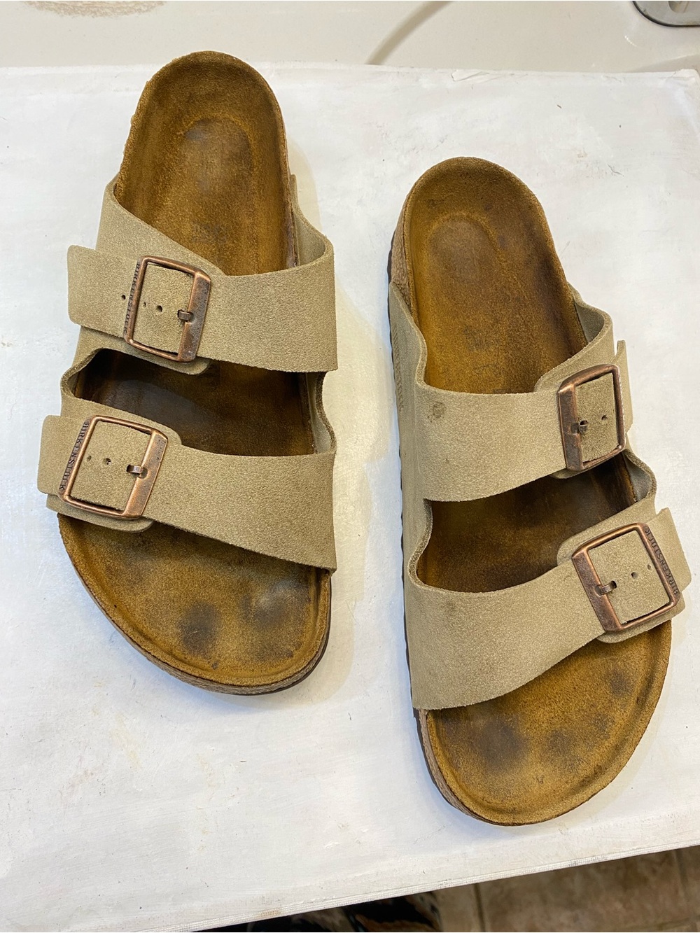 Birkenstock Arizona Size 42. Women Size 11, Men’s Size 9 good condition